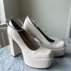 Brand New Without Box Size 7.5 Look At Pictures For Small Scratch And Stain Questions? Leave A Comment Below! Cream Patent Leather Platform Heels, White Chunky Platform Heels Medium Width, Off White Heels With Heel Strap And Round Toe, Chic Cream Chunky Platform Heels, Wood Platform Heels, Pink Platform Heels, Steve Madden Platform Sandals, Platform Slip On Sneakers, Silver Platforms