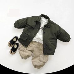 Experience ultimate comfort and style with our Fleece Lined Cargo Pants! Made with 100% cotton, these pants are perfect for both boys and girls. Stay warm and cozy in the colder months while looking fashionable. Upgrade your wardrobe today! [xlmodel]-[custom]-[50931] [xlmodel]-[custom]-[50931] [xlmodel]-[custom]-[50931] [xlmodel]-[size]-[9999] Measurement In CM Size Waist Pant Length Tag Size 12M 42 44 80 24M 44 49 90 3T 46 54 100 4T 48 59 110 5T 50 64 120 6T 52 69 130 [xlmodel]-[custom]-[50930] Kids Fleece, Loose Trousers, Top Skirt Set, Vintage Fits, Formal Suits, Baby Winter, Formal Outfit, Clothing Size Chart, Matching Dresses