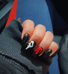 Scream Nails Acrylic, Graduation Nail Art, Spider Web Nails, Nails Inspiration Simple, Nail Art Designs 2023, Web Nails, Scream Nails