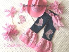 Pageant Western Wear, Girls Western Wear, Pageant Wear, Country Cowgirl, Western Wear Dresses, Western Wear Outfits, Cowgirl Costume, Country Girls Outfits, Pink Cowgirl