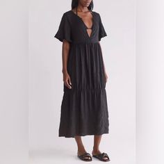 Nordstrom Rack Black Texture Flowy Maxi Long Dress. Size X-Small. Black Color. Trend-Right Texture Elevates A Flowy Maxi Dress Styled With A Surplice V-Neckline. Perfect As A Casual Or Dress-Up Dress. Features: Lovely Casual Dress Or Sundress, Great For A Beach, Vacation Or Any Fun Event. Also Great As A Bathing Suit Cover-Up! Surplice Very Low V-Neckline. Short Flutter Sleeves. Maxi Long Silhouette. Textured Fabric. Soft & Comfortable. Loose Fit. Tiered. 99% Polyester & 1% Spandex. Machine Wash Black Texture, Bathing Suit Cover Up, Flowy Maxi Dress, Black Textures, Style Maxi Dress, Textured Fabric, Flutter Sleeves, Nordstrom Dresses, Long Maxi Dress