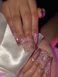 Pink Buchifresa Nails, Latina Nail Designs Pink, Buchona Nails, Ongles Bling Bling, Bday Nails, Quince Ideas