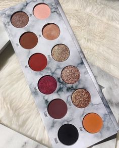 Face Pallete, Makeup Pallets, Top Makeup Products, Smokey Eyes, Makeup Goals, Makati, Makeup Palette, Love Makeup, Makeup Revolution