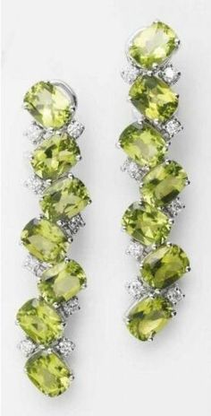 Peridot Jewelry, International Jewelry, Diamond Choker, I Love Jewelry, August Birth Stone, Honeydew, Green And White, Jewelry Trends, Designer Earrings