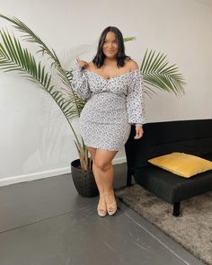 Chubby Girl Outfits, Mid Size Outfits, Chubby Fashion, Girls Fall Outfits, Smile More, Mid Size, Curvy Girl Fashion, Curvy Girl Outfits