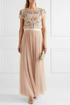 NEEDLE & THREAD  Tulle maxi skirt TOP €200 & SKIRT €160 Skirt Outfits Wedding Guest, Tule Skirt Outfits, Simple Maxi, Tulle Skirts Outfit, Tulle Top, Tulle Maxi Skirt, Cotton Dress Summer, Needle Thread