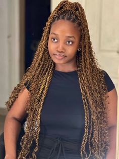 10 Trendy Braided Hairstyles for Black Women – May the Ray Brown Invisible Locs, Invisible Locs With Curls, Fall Braids Black Women, Brown Braids For Black Women, Trip Hairstyles, Brown Twists, Trendy Braided Hairstyles, Curled Box Braids, Black Hair Inspiration