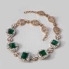 Vasundhara Jewellery, Emerald Necklaces, Necklace For Wedding, 22 Carat Gold Jewellery, Dubai Gold Jewelry, Diamond Jewelry Earrings, Necklace For Girls, Indian Fashion Jewellery