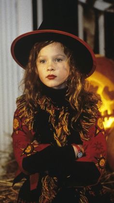 Thora Birch, Hocus Pocus 2, Disney Vintage, Halloween Inspo, Halloween Movies