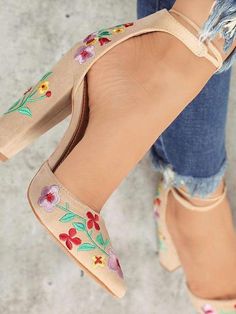 Sku JTXY-JT601 Material Dull polish, Rubber Pattern Bohemian Season Spring ,Summer,Autumn Style Heels Shoes Heels 8cm Color Black, Nude Size 35,36,37,38,39,40,41,42, 43 Sepatu Pump, Embroidered Chunky Heels, Black Studded Heels, Gold Block Heels, Heels Aesthetic, Chunky Heel Shoes, Floral Heels, Studded Heels, Ankle Strap Shoes