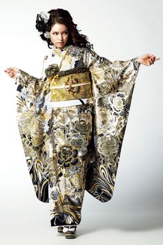 Japanese Wedding Dress, Traditional Asian Clothing, Asian Clothing, Japanese Costume, Japanese Wedding, Kimono Fashion