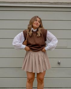 Outfit Ideas Preppy, Preppy Style Outfits, Mid Size Outfits, Mid Size Fashion, Foto Poses, Preppy Outfit, Moda Vintage, Curvy Girl Outfits, Curvy Outfits