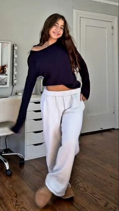 Stolkhome Girl Style, Demtra Outfit, Stolkhome Girl Aesthetic Outfits, Stolkhome Girl Outfits, Stolkhome Outfits, Stolkhome Girl Aesthetic, School Outfit Ideas Highschool, Demetra Outfits, Everyday School Outfits