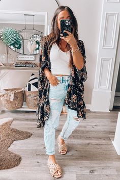 Black Dainty Floral Print Flowy Kimono Cardigan