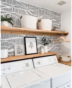 You can turn the smallest laundry room functional. Look at some small laundry room organization ideas that can make a significant difference! Laundry Closet Organization, Small Laundry Space, Laundry Room Design Ideas, Pantry Laundry Room, Laundry Room Wallpaper, Small Laundry Room Organization, Pantry Laundry, Laundry Room Closet, Laundry Room Renovation