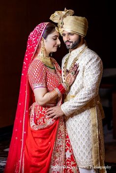 Couple Shoot Indian, Couple Wedding Dress Indian Hindu, Rahul Vaidya, Bride Groom Photoshoot, Disha Parmar, Indian Bride Photography Poses