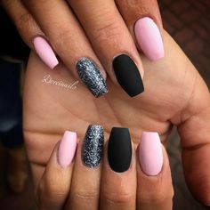 18th Birthday Acrylic Nails Coffin, Matt Black And Pink Nails, Pink And Black Nails Design, Pink Black Nails, Disneyland Nails, Pink White Nails, Pink Gel Nails, Manicure Nail Designs, Nail Shimmer