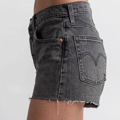 New With Tags!! Size 25 Or 0/1 *Approximate Measurements Waist 13.5” Rise 10” Inseam 2.25” * - 99/1% Cotton/Elastane - Button Fly Closure - Ripped High Rise Cut Off - Light Fading Summer Staple!! Classic Mid-rise Shorts With Built-in Shorts, Fitted Cutoff Jean Shorts With Button Closure, Classic Fitted Cutoff Jean Shorts, Classic Jean Shorts With Belt Loops, Classic Levi's Shorts For Spring, Classic Short Length Denim Bottoms, Levi's Mid-rise Cotton Bottoms, Levi's Classic Short Length Jean Shorts, Levi's Classic Jean Shorts