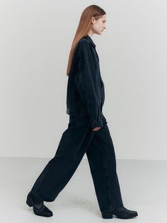 Editor's NotesLAGRANGE's denim jeans feature a wide silhouette, giving a trendy yet basic mood.- Button and zipper closure- Chic Black jeans- Wide fit silhouette- Trendy and versatile itemMeasurements(in.)S/M/L- Waist: 15.94 / 16.73 / 17.51 in.- Thigh: 20.47 / 21.25 / 22.04 in.- Leg opening: 10.82 / 11.02 / 11.22 in.- Length: 41.73 / 42.12 / 42.51 in.Model infoMan - Height: 6'16 Fitting size MComposition & Care- 100% Cotton- Please check the care labelDesigner- by LAGRANGE Relaxed Fit Wide-leg Jeans With Button Closure, Fall Wide-leg Jeans With Button Closure, Fall Denim Wide Leg Pants For Streetwear, Wide Denim Pants, Jeans Wide, Denim Pants, Denim Jeans, Black Jeans, Zipper