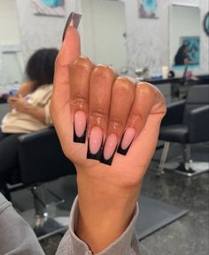 Black Frenchies, Press On Nails Nude, Finger Designs, Acrylics Nails, Nails Nude, Work Nails