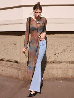 Split Hem Top, Tie Dye Tops, Mesh Fashion, Without Bra, Mesh Tops, Designer Ties, Slim Fit Top, Lace Bodycon Dress, Going Out Tops