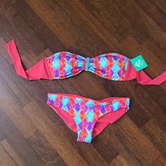 New! Size M / Colombian Swimwear Never Worn... Https://Malaiswimwear.Com Pink Bathing Suits, Halter Swim Top, Color Orange, Womens Swim, Full Service, Fast Delivery, Orange, Color