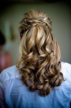 Bride hair updo Media Cola, Half Updo, Fancy Hairstyles, Formal Hairstyles, Wedding Hair And Makeup, Long Curly, Great Hair, Hair Dos, Gorgeous Hair