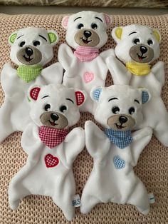 six stuffed bears are arranged in a circle