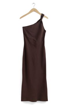 A twisted strap adds style points to a slim-fitting midi cut from a linen-kissed fabric. Hidden side-zip closure One-shoulder neck Sleeveless 62% viscose, 38% linen Machine wash, line dry Imported One Shoulder Midi Dress, Gal Pal, Nordstrom Dresses, Hair Inspo, Side Zip, One Shoulder, Midi Dress, Nordstrom, Hair