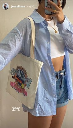 First Date Summer Outfit, Philippines Outfit Street Styles, Outfit Verano 2020, Tote Bag Ootd, Blue Button Down Shirt Outfit, Ootd Totebag, Casual Fashion Aesthetic, Fashion Outfits Winter, Fall Fashion Casual