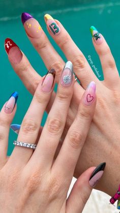 Timeless Taylor Swift, Birthday Nail Designs, Taylor Swift Images, Natural Nail Art, Taylor Swift Inspired