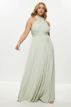 Getting married in the Spring or Summer? Take a look at our gorgeous SS22 bridesmaid dresses. Pick your colour scheme to suit the season for a picture-perfect wedding. Think gorgeous muted pastel tones, such as pink, blush and sage to rustic tones like sage green and royal blues. Designed to keep everybody happy, you’ll find bridesmaid dresses that can be mixed and matched to suit each woman in your bridal party. From on-trend lace to midi dresses, your bridesmaids will LOVE these dresses. Outfit Ideas Inspiration, Mix Match Bridesmaids, Spring Summer Wedding, Dresses Guest