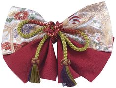 This hair ornament ribbon is made of kimono obi fabric.  Condition  There is slight fading due to age.  Size  Width: 19.5 cm Height: 15 cm Thickness: 5 cm Japanese Hair Ornaments, Oc Accessories, Japanese Hair Accessories, Hair Accessories Ribbon, Kimono Accessories, Ornament Ribbon, Japanese Hair, Kimono Obi, Oc Inspo