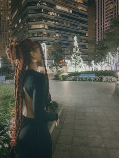 @morgaaan.paige ig, new years eve picture, holiday photo, city background, new years dress, backless dress, candid photo Hairstyles For Backless Dress, New Years Eve Pictures, Candid Photo, City Background, Vacation Mood, Braids With Curls, Black Femininity, Dress Backless, New Years Dress