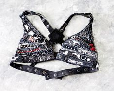 Wasteland Bra, Punk Textiles, Diy Punk Clothes, Wasteland Fashion, Leather Bra, The Bigger Picture, Bigger Picture, Fury Road, Estilo Punk