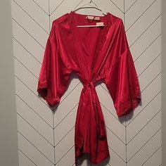 One Size Red Lace Robe Nwt Red Robe Silk, Red Silk Robe, White Bridal Robe, Robe Silk, Silky Robe, Floral Print Kimono, Printed Robe, White Chiffon, Satin Gown