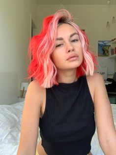 Rainbow Hair Underneath, Rainbow Hair Highlights, Color Block Hair, Peachy Blush, Summer Hair Color Ideas, Bob Hair Color, Mom Cut, Peach Tones