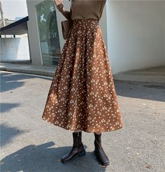 Corduroy midi skirt with a mix of ditsy florals, pleated front, elastic back and concealed side zipper. Lined. S: 22"-27" waist, 30" lengthM: 24"-29" waist, 30" lengthL: 26”-31" waist, 30" lengthXL: 28"-33" waist, 30" length Corduroy Midi Skirt, Cottagecore Clothes, Mini Dress Formal, Flower Skirt, Dress Home, Plus Dresses, Green Skirt, Sweater Set, Knee Length Skirt