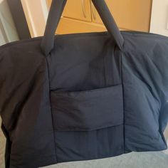 Please See Above For Description. This Is A Great, Lightweight, Puffy, Soft Huge Tote Or Overnight Bag! Brand New! See Above For Dimensions. I Love This And Just Might Decide To Keep It For Myself! Lol. Xo Black Nylon Bag For Overnight Trips, Black Nylon Shoulder Bag For Overnight Trips, Black Duffle Bag With Removable Pouch For Shopping, Garment Duffle Bag, Puffy Bag, Jewelry Roll Travel, Vera Bradley Travel Bag, Grandma Fashion, Jewelry Roll