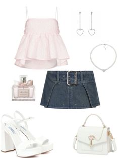 Girly Style Aesthetic Outfits, Coquette Stage Outfits, Y2k Outfits Feminine, Cotteque Outfits, Coquette Y2k Outfit, Super Girly Outfits, 2000s Girly Fashion, Pastel Clothes Outfits, Looks 2000s