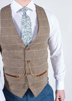 Fratelli Uniti | Fratelli Robbie Men’s Green Tweed Suit with Marc Darcy Ted Tan Tweed Waistcoat – MENSWEARR Blue Tweed Wedding Suits, Green Tweed Suit, Brown Waistcoat, Blue Three Piece Suit, Mens Tweed Suit, Round Collar Shirt, Tweed Wedding, Tweed Wedding Suits, Tweed Blazer Women