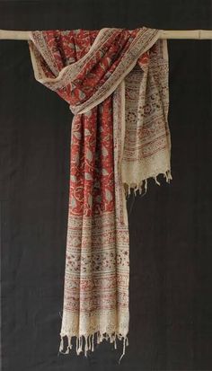 Scarf Fashion Photography, Kalamkari Dupatta, Hijab Collection, Art Scarves, Saree Photoshoot