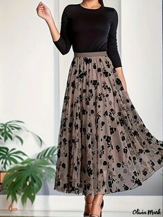 Olivia Mark - Floral Print Pleated Skirts, Elegant Maxi High Waist Skirts, Women's Clothing High Waist Skirts, Printed Pleated Skirt, Skirts Women, Pleated Skirts, Pretty Clothes, Ditsy Floral, Olivia Mark, Pretty Outfits, Dark Brown