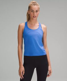 Functional Seamless Running Activewear, Lululemon Technical Moisture-wicking Activewear, Lululemon Go-dry Technical Activewear, Sporty Seamless Activewear For Running, Blue Lululemon Activewear For Sports, Sporty Seamless Running Activewear, Lululemon Technical Running Activewear, Blue Sporty Lululemon Activewear, Blue Lululemon Sporty Activewear