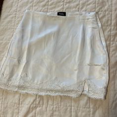 Never Worn Just Was Little Too Big For Me. White Satin Mini Skirt, Satin Mini Skirt, Satin Skirt, White Satin, Pacsun, Mini Skirt, Womens Skirt, Color White, Mini Skirts