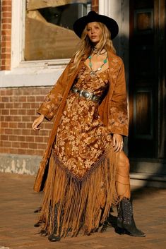 Hippie Elegante Boho Style, Western Hippie Fashion, Mode Country, Stile Boho Chic, Look Boho Chic, Mode Hippie, Looks Country, Stil Boho, Chic Summer Outfits