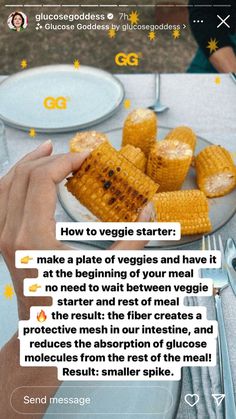 someone is eating corn on the cob and texting it to their friends about how they eat them