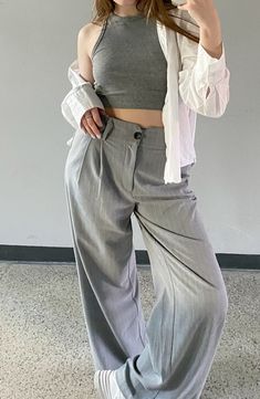 white shirt grey tank top grey loose trousers Uni Outfit, Uni Outfits, Loose Trousers, Grey Trousers, Grey Tank Top, Gray Tank, Gray Jacket, White Shirt