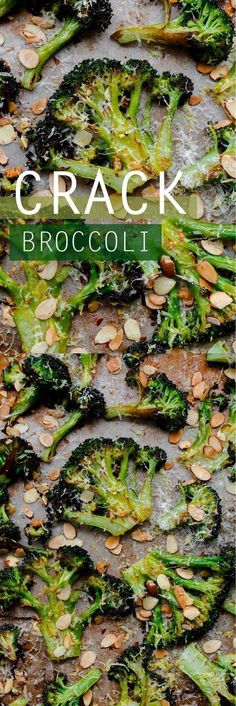 Broccoli Roasted, Broccoli Side Dish, Roasted Broccoli Recipe, Sommer Mad, Diner Recept, Roasted Broccoli, Veggie Side Dishes, Broccoli Recipes, Toasted Almonds