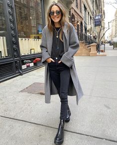 Arielle Charnas Style, March Outfits, Arielle Charnas, Outfits For Winter, Nyc Outfits, Winter Mode, My Outfit, Winter Fashion Outfits, Fall Winter Outfits